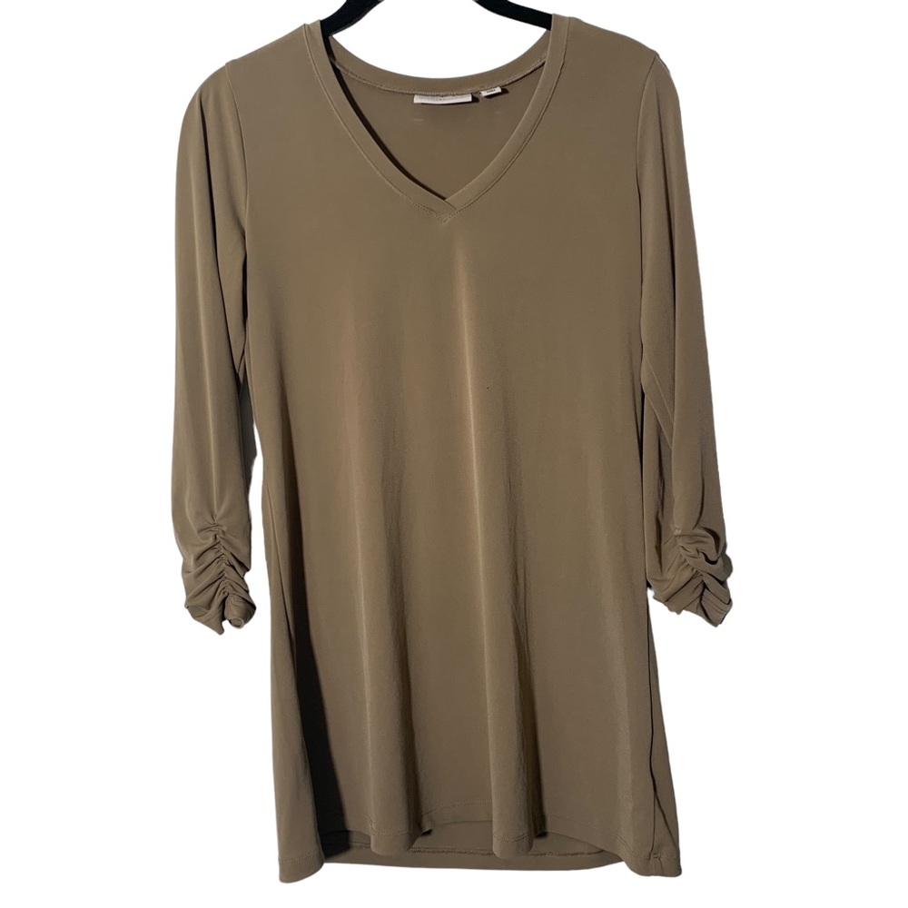Susan graver tan XXS ruched sleeves liquid knit shirt comfort soft v neck